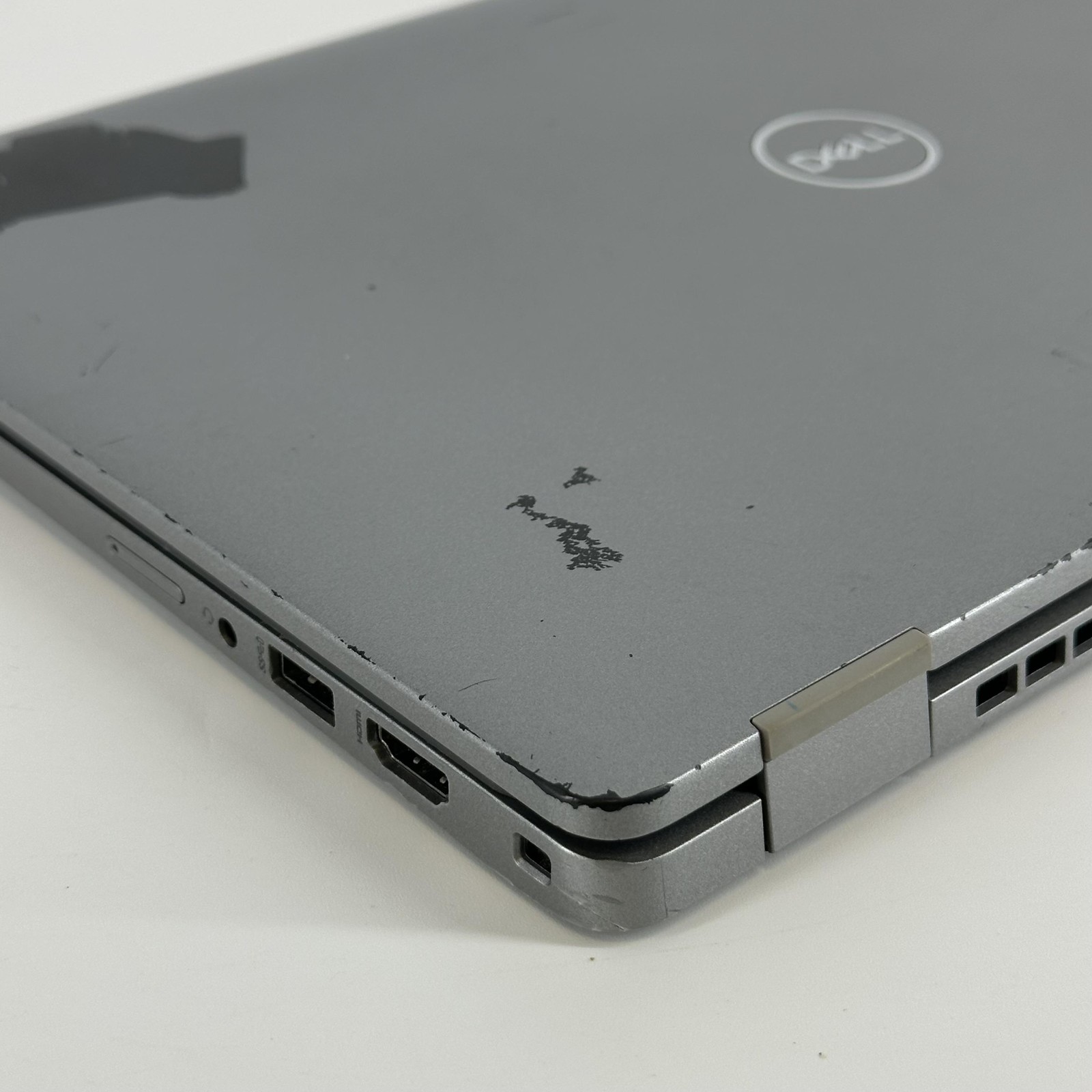 Dell Latitude 5320 13.3 Gray FHD i7-1185G7 3.00GHz 16GB RAM 256GB SSD Fair