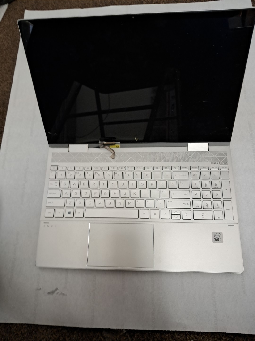 HP ENVY x360 2-in-1 15M-ED0023DX 15.6″ FHD Touch i7-1065G7 Broking Screen