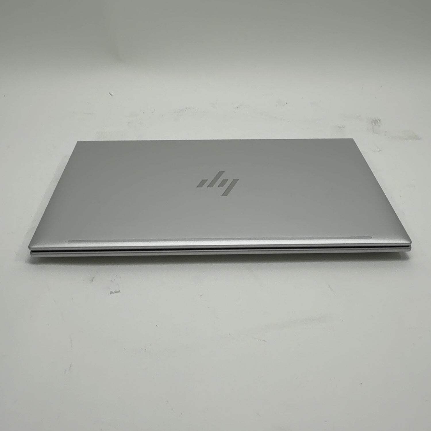 Broken HP EliteBook 845 G9 14″ ryzen 5 pro 6650u 2.9GHz 16GB RAM 256GB SSD READ