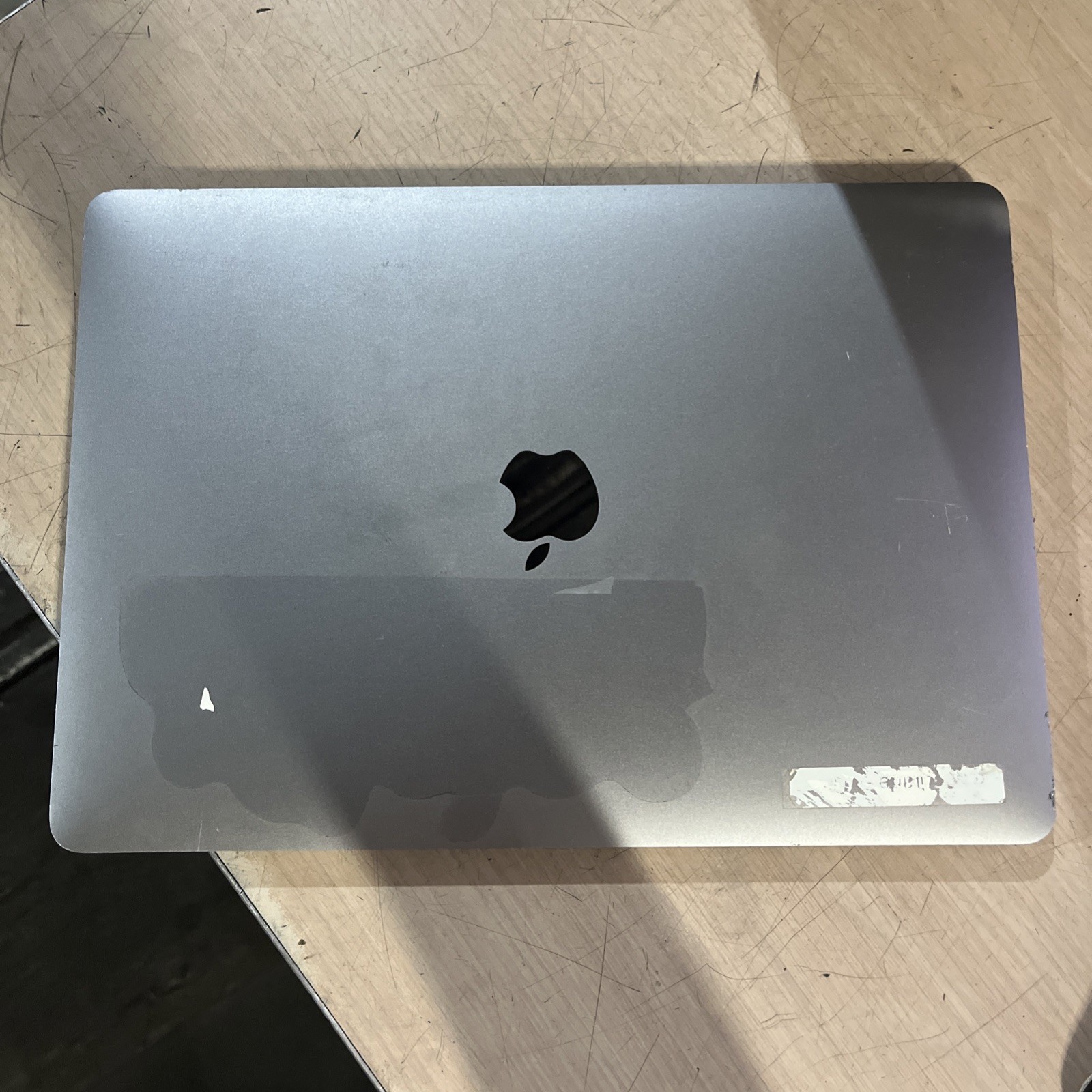 APPLE MACBOOK PRO 13″ MID-2017 CORE I5-7360U 2.3GHZ 8GB RAM NO HD ,
