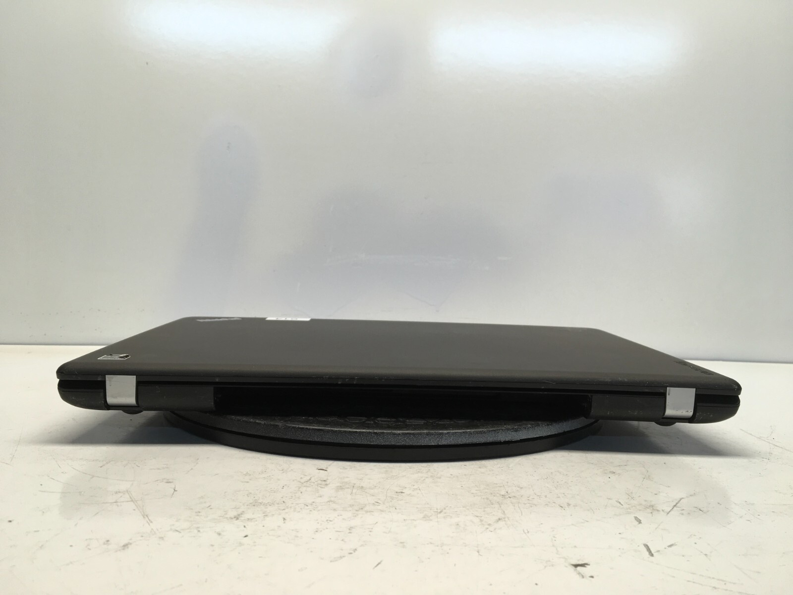 Lenovo ThinkPad E550 Intel i3-4005U 1.7GHz 4 GB NO HDD