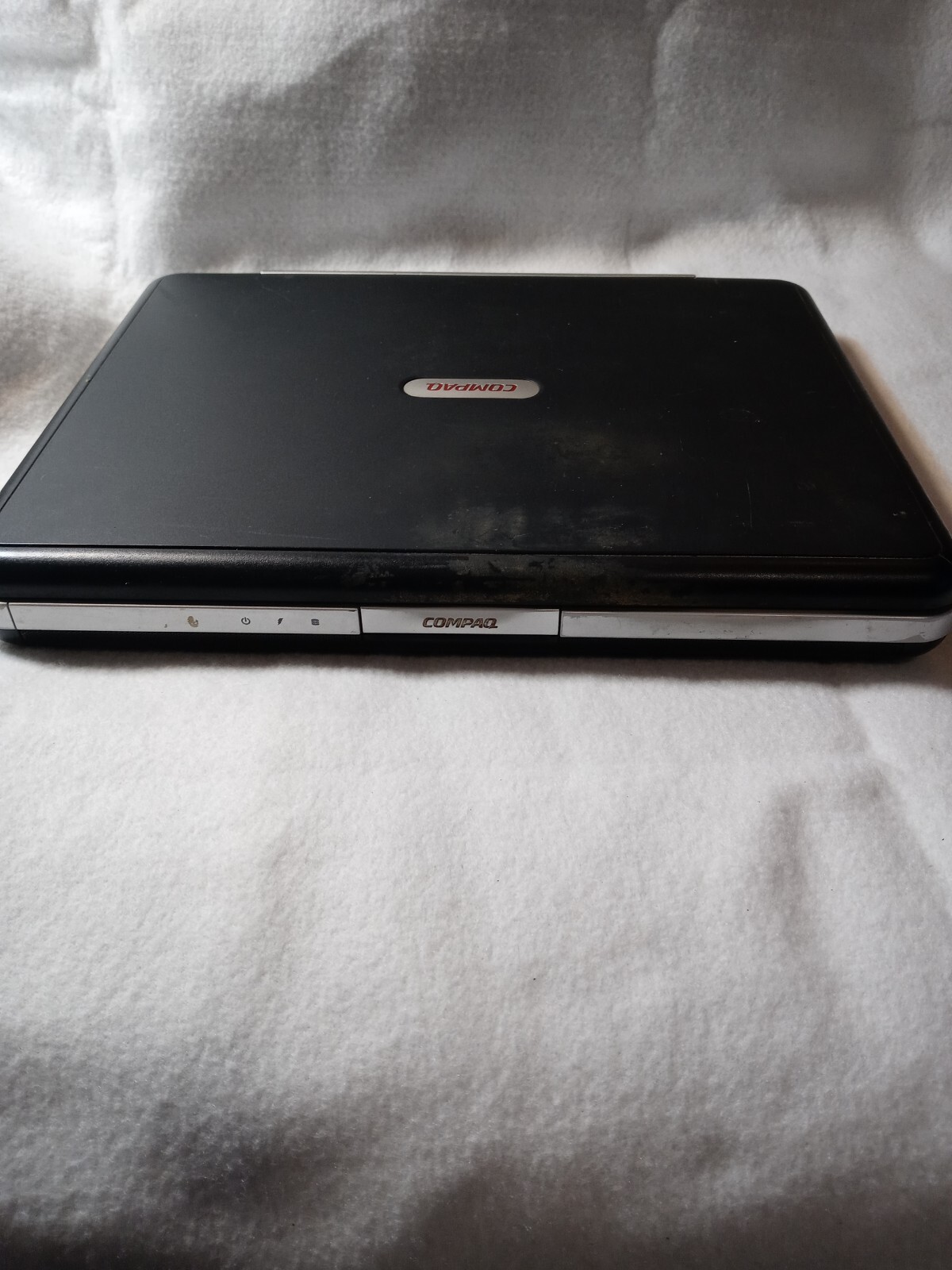 Compaq Presario R4000 15 1/2″ Laptop Windows XP PARTS ONLY