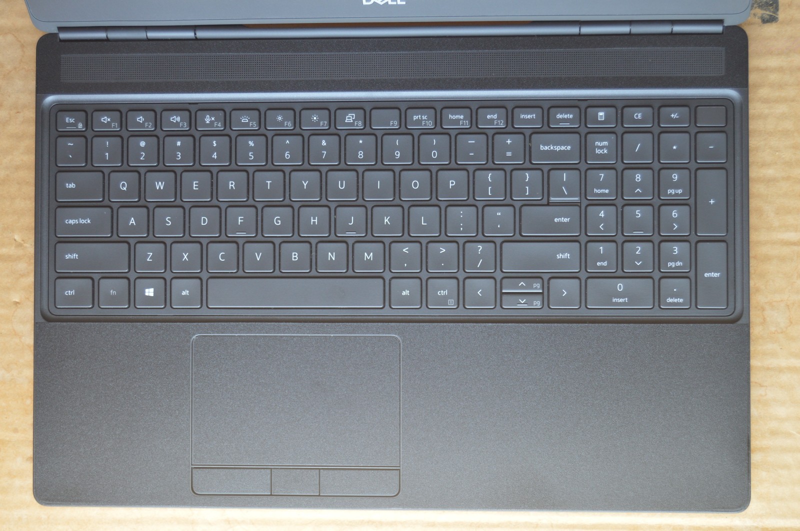 DELL PRECISION 7560 15.6″ FHD W-11855M 64GB RAM 1TB SSD RTX A4000 Backlit KB