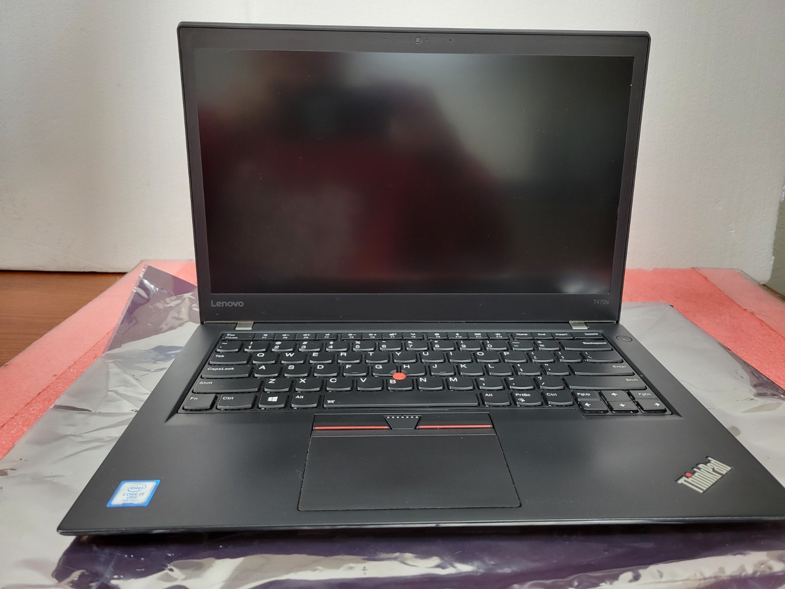 Lenovo ThinkPad T470S 14″ i5-7300U 4GB RAM *NO HDD/OS/COVER/BATT/AS IS* | LP521