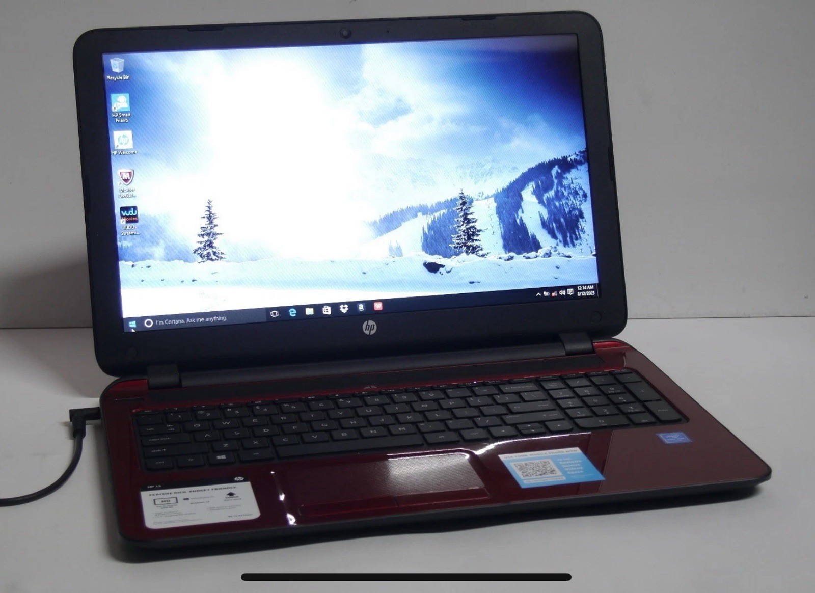 HP Notebook 15-f272wm 15.6″ (500GB HDD, Intel Pentium, 2.16GHz, 4GB) Laptop