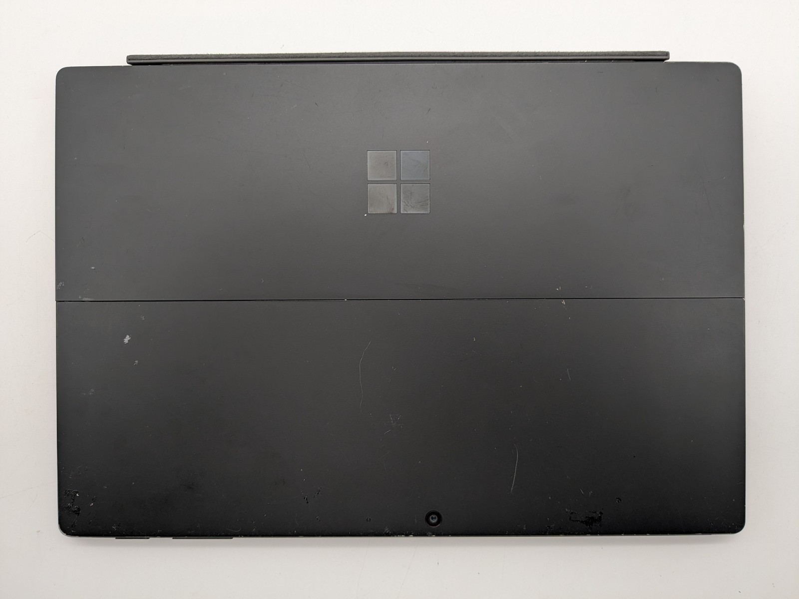 Microsoft Surface Pro 7+12″ 2736 x 1824 Touch I7-1165G7 16GB Palmrest *READ*