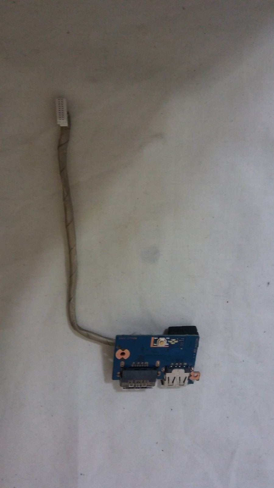 SAMSUNG NP400B USB eSATA LOGIC CARD AND CONNECTOR