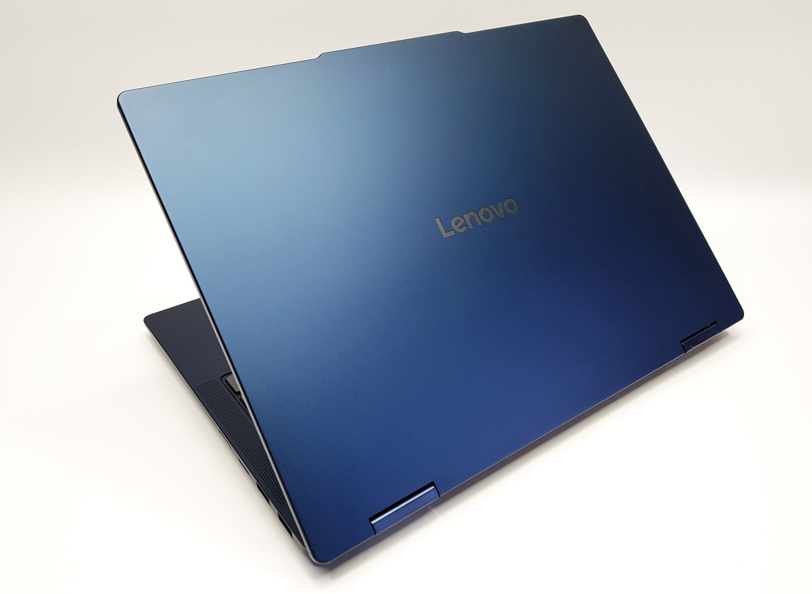 Lenovo Ideapad 5 2-in-1 14″ Ryzen Ai 7 350 16GB RAM 1TB SSD Radeon 860M W11 Wrty