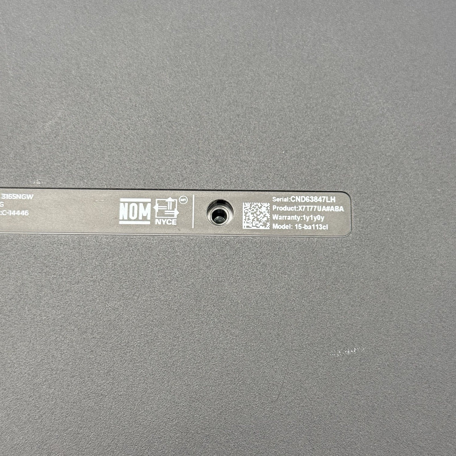 HP 15-ba113cl 15.6″ AMD Quad-Core A10-9600P APU Radeon R5 1TB Windows 10 Laptop