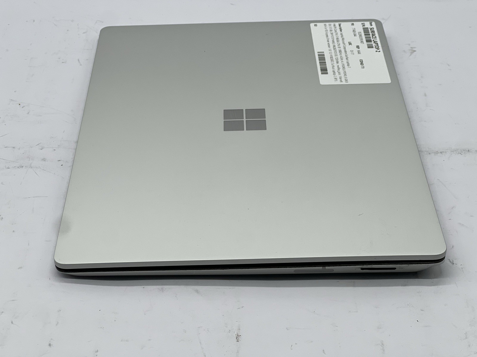 Microsoft Surface Laptop 2, i7-8650U, @ 1.90GHz, 16GB RAM, 512GB NVMe-No OS/AC