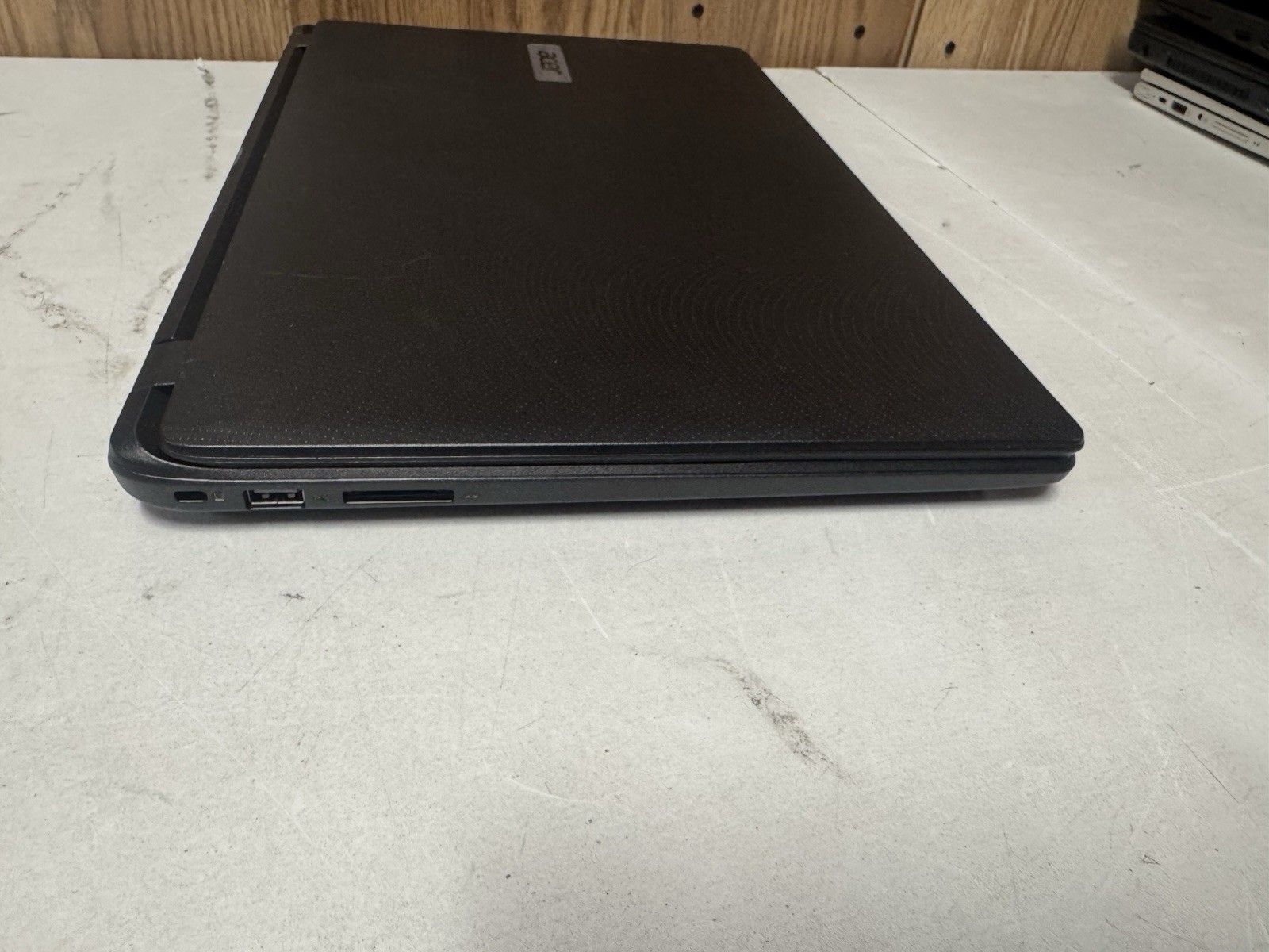 Acer Aspire E15 ES1-512-C12D Celeron N2840 2GB/320GB – Dead Battery AS-IS