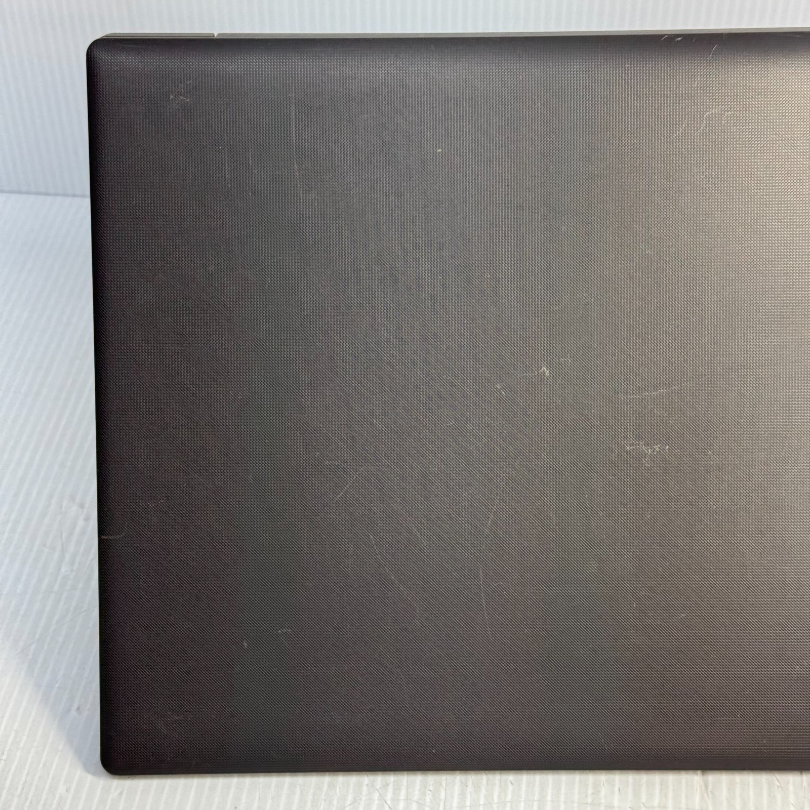 Lenovo IdeaPad 130-15AST AMD A9 Linux Mint 22.3 15.6″ Laptop 128GB SSD 8GB RAM