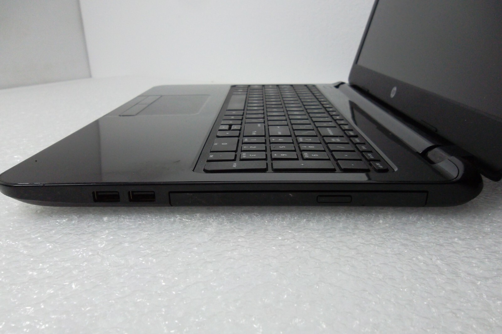 HP 15-r007TX Notebook Core i5-4210U (4th Gen) 15.6″ 8GB Wi-Fi WebCAM G8D31PA#ACJ