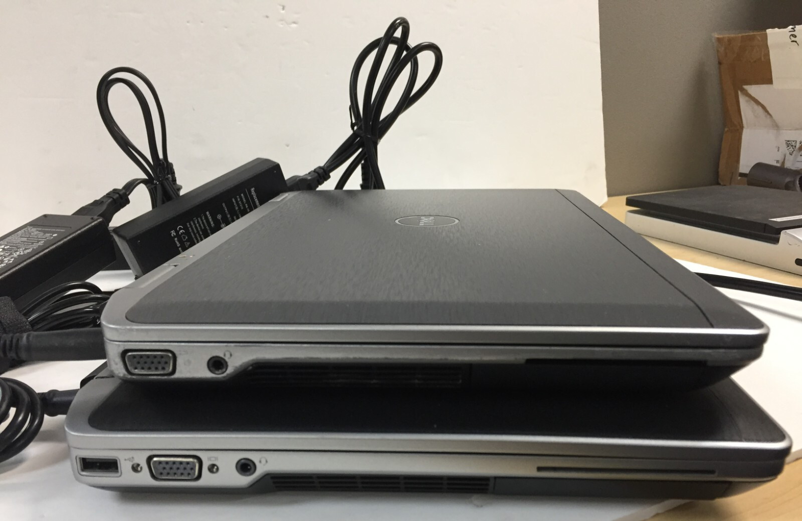Lot of 2*Bad Battery*Dell Latitude E6420 E6320 Laptops/Intel i5 2nd Gen/8GB 6GB