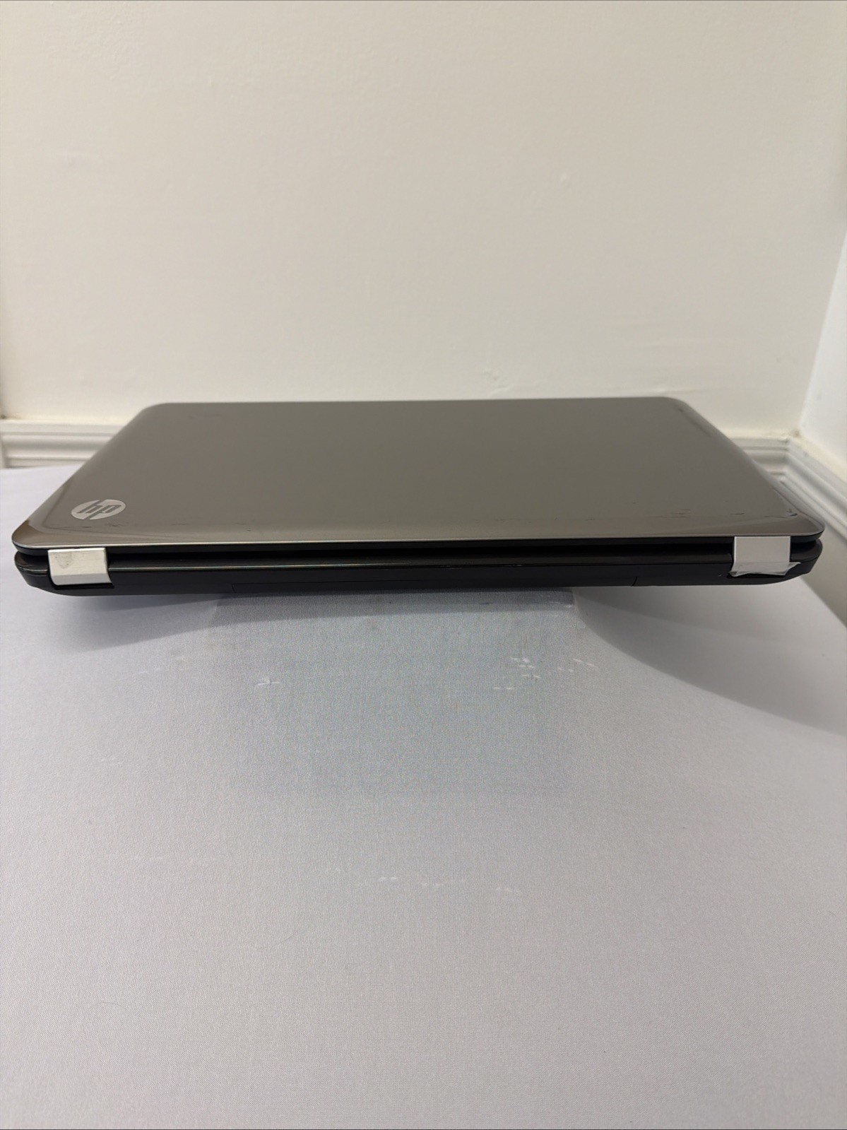 HP Pavilion g7 Laptop – Good Screen – AMD A4-3305m – RAM 4GB – Read Desc