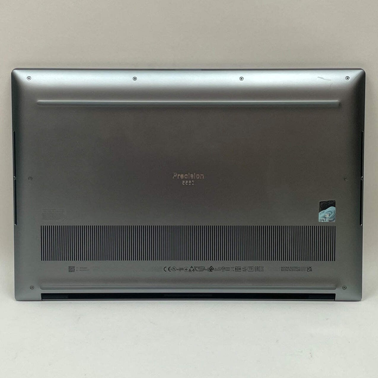 Dell Precision 5560 15.6″ i7-11850H 2.5GHz 16GB RAM 1TB SSD RTX A2000