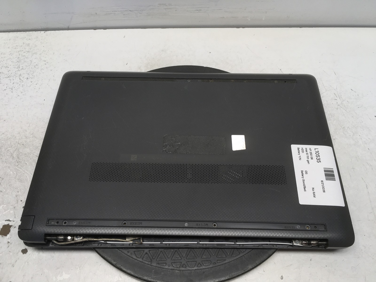 HP 255 G8 AMD No RAM NO HDD No Batt