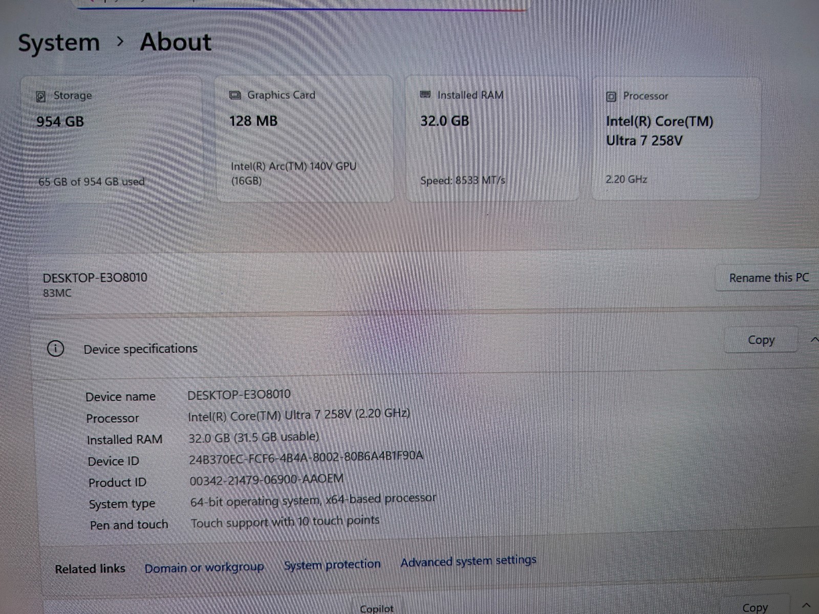 Lenovo Slim 7 14ILL10, Intel Core Ultra 7 258V, 2.20 GHz, 32 GB RAM, 1 TB NVMe