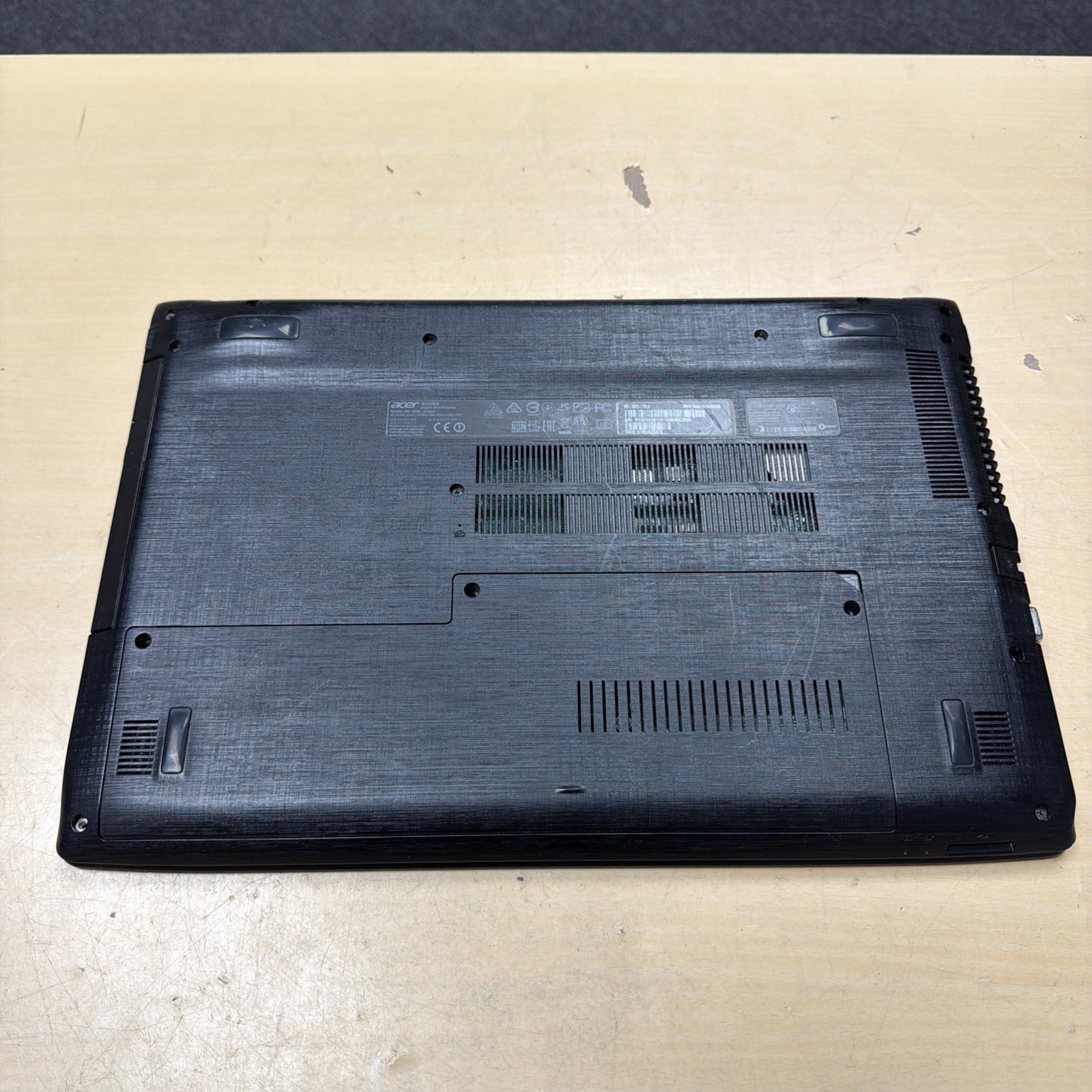 *PARTS Acer Aspire E 15 E5-575-72L3 Laptop Intel Core i7-6500U NO RAM/HD/OS