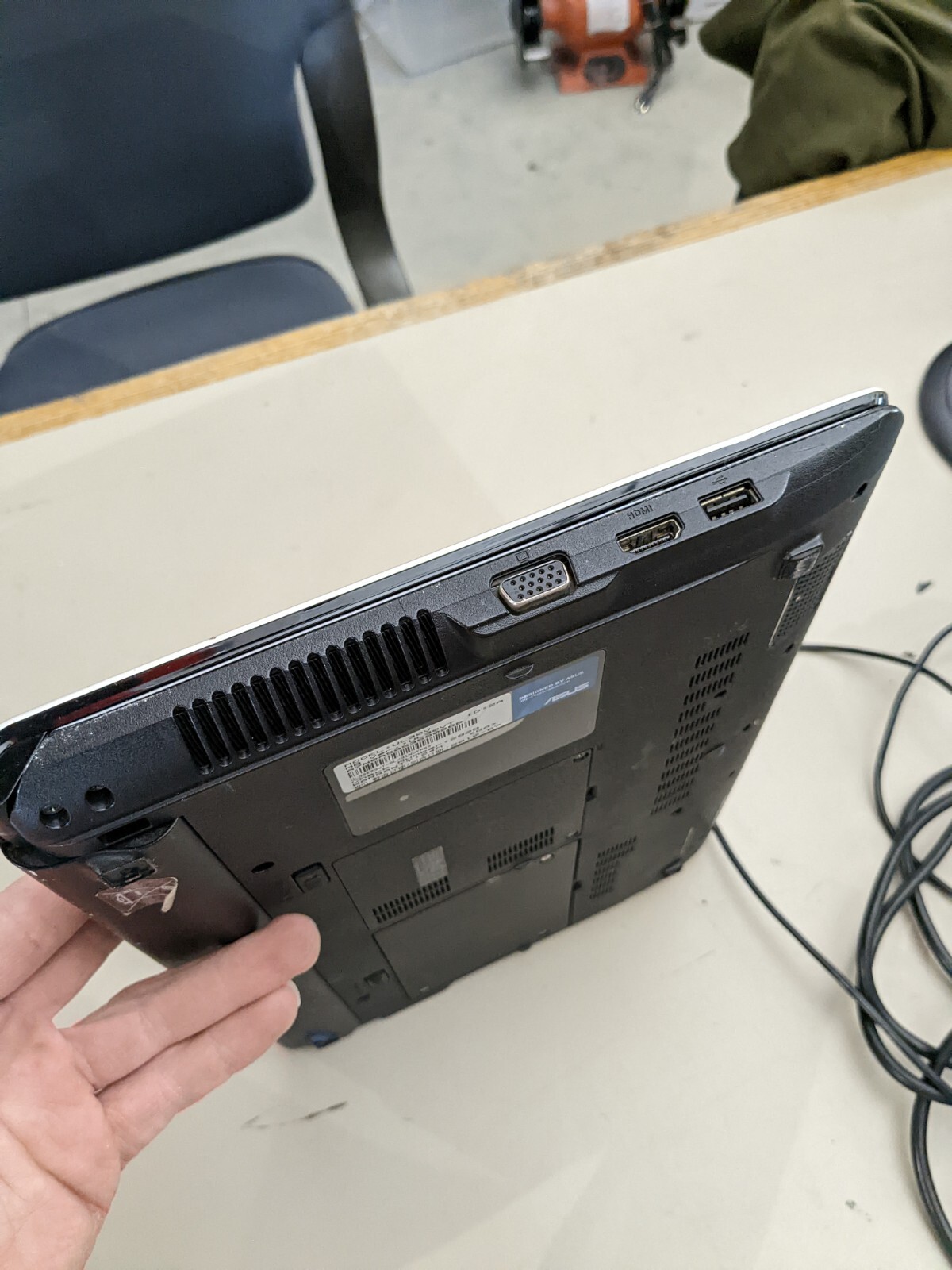 Asus UL30V 13.3″ Notebook Laptop 6GB RAM Webcam Wi-Fi Nvidia !Charity!