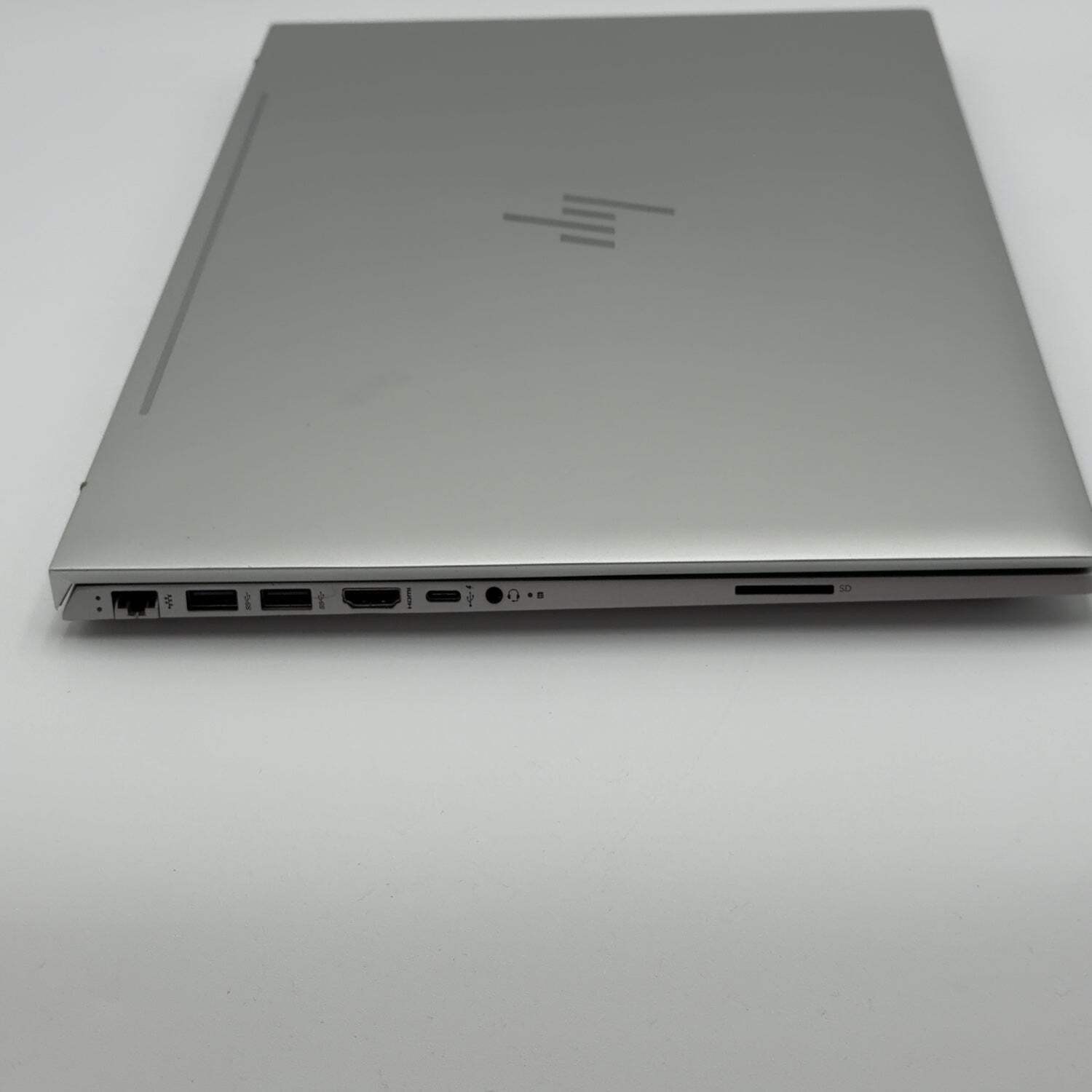 HP Envy 17-CE1003CA 17″ i7-10510U 16GB RAM 256GB SSD 1TB HDD GeForce MX250