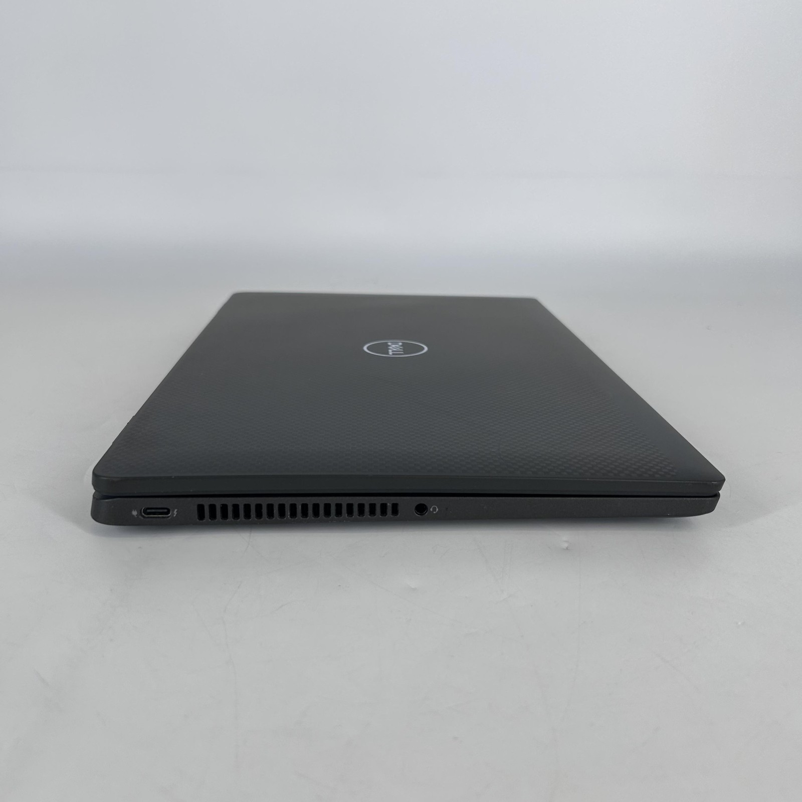 Dell Latitude 7330 13.3 Black FHD 1.8 GHz i7-1265U 16GB 512GB SSD Very Good