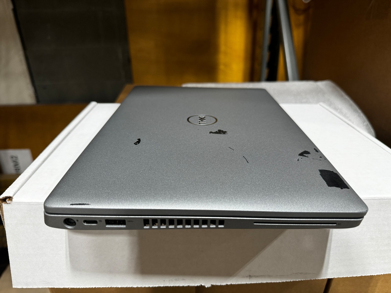 Dell Latitude 5410 14″ FHD i5-10310U 1.7GHz 8GB RAM 256GB SSD Win 11 Pro, Good