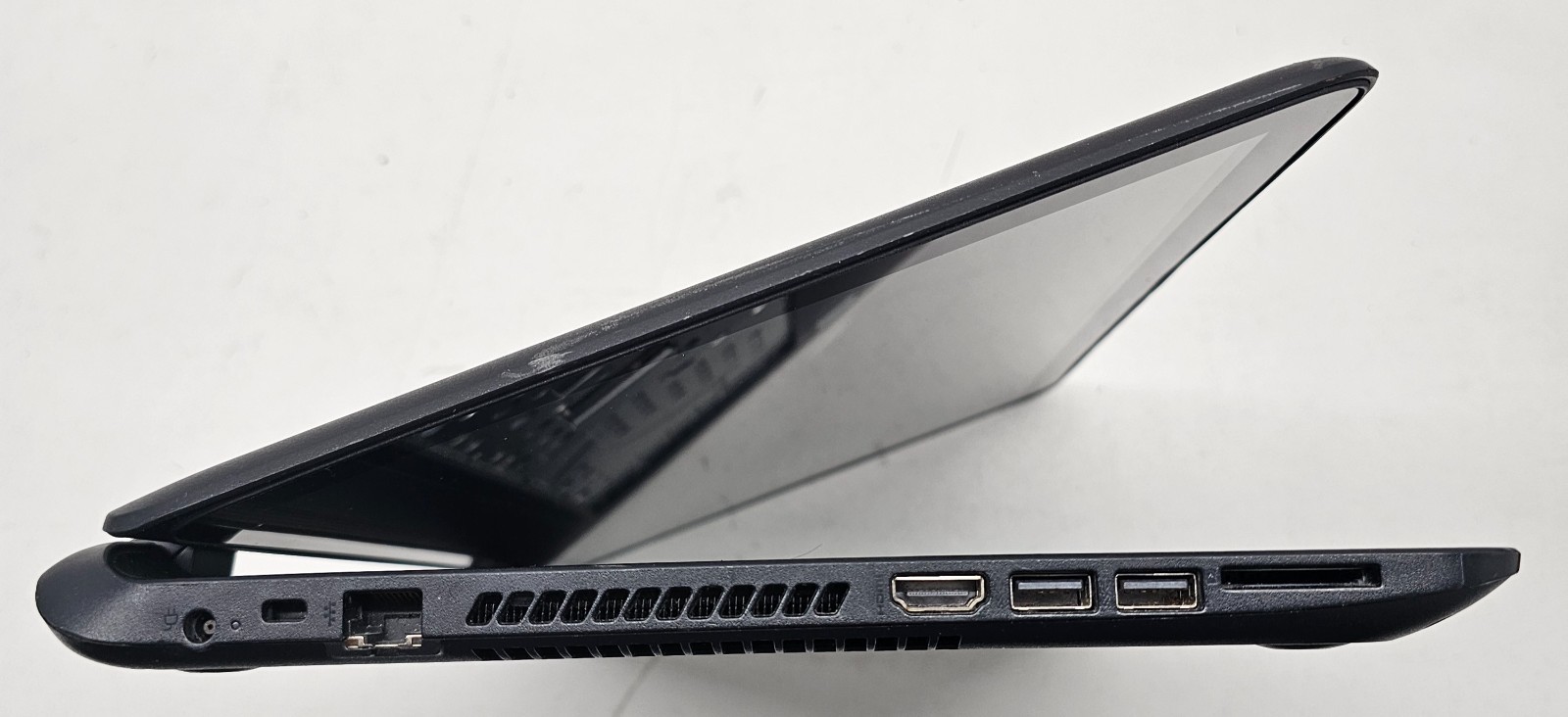 HP Laptop 15-F162DX 15.6″ Intel Core i3-4030U 4GB Ram NO HD/OS/BATT (FL)