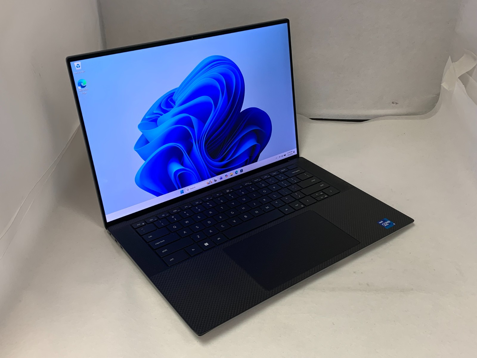 Dell Precision 5560 15.6″ UHD+ Touch i7-11850H 32GB 512GB NVMe NVIDIA T1200