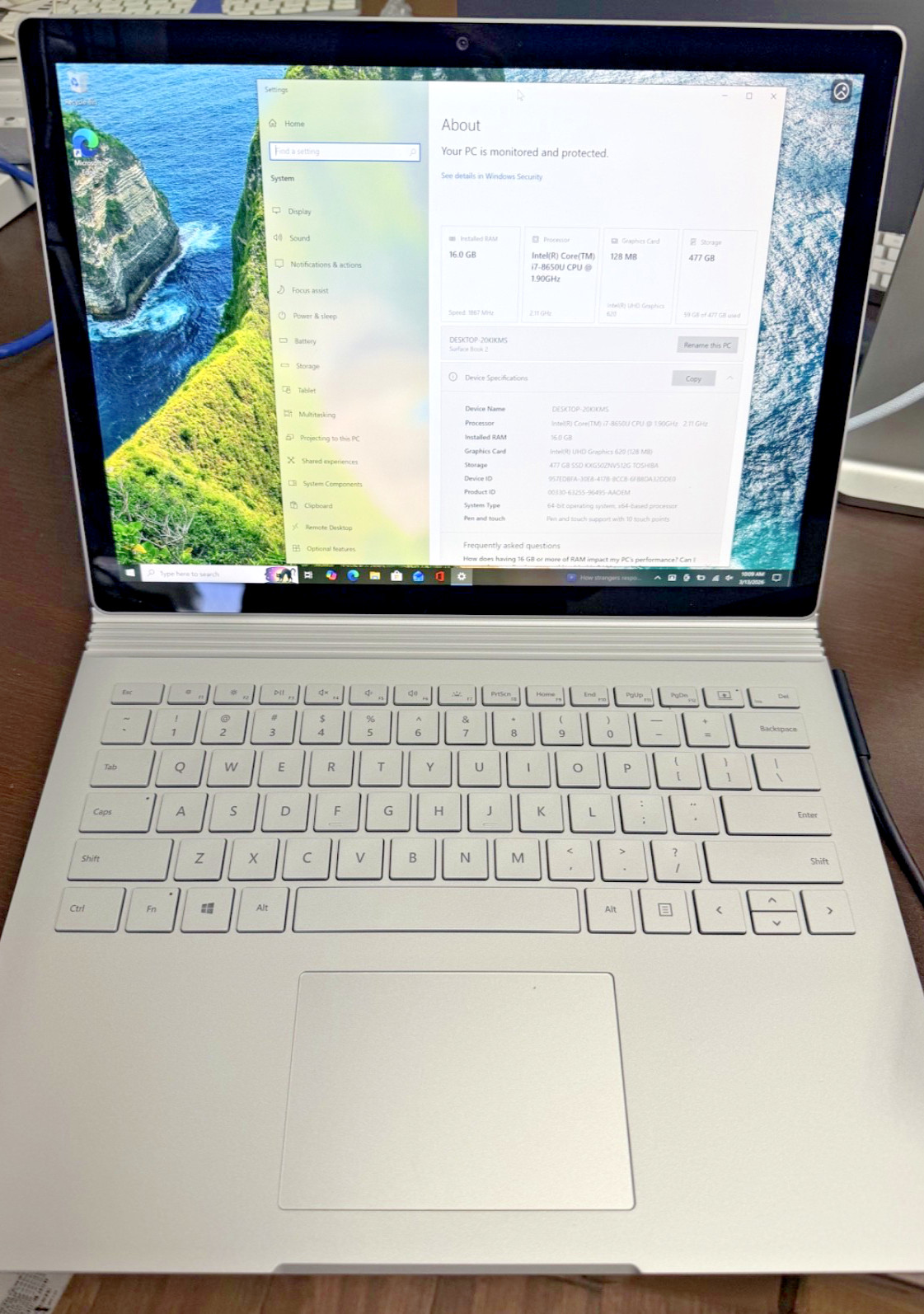 Microsoft Surface Book 2 Core i7 13.5″ 16GB/512GB Silver box + charger