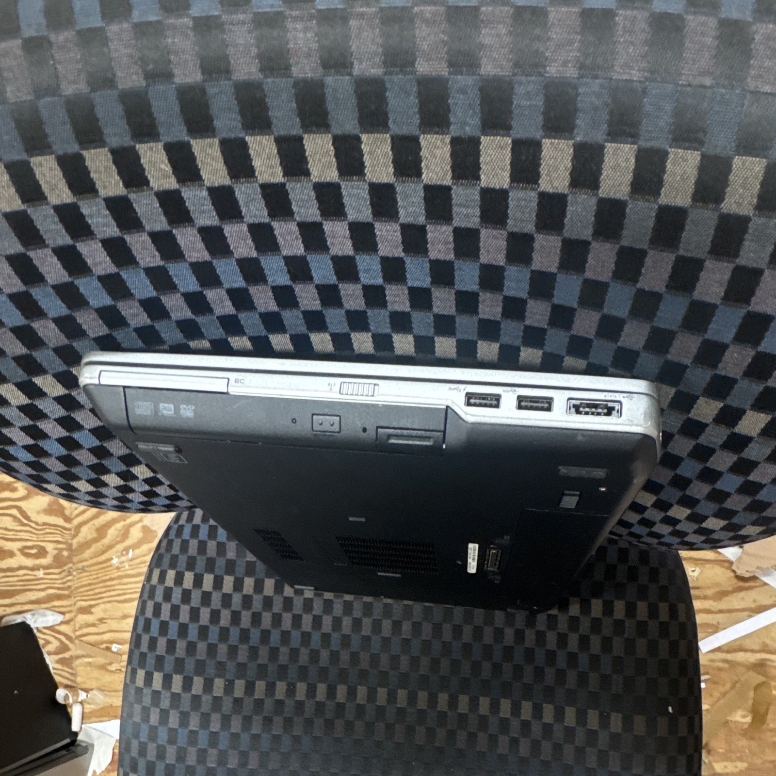 Dell Latitude E6430 14″ i5-3340M 2.70GHz 6GB 160GB SSD Win 10 Black *READ*