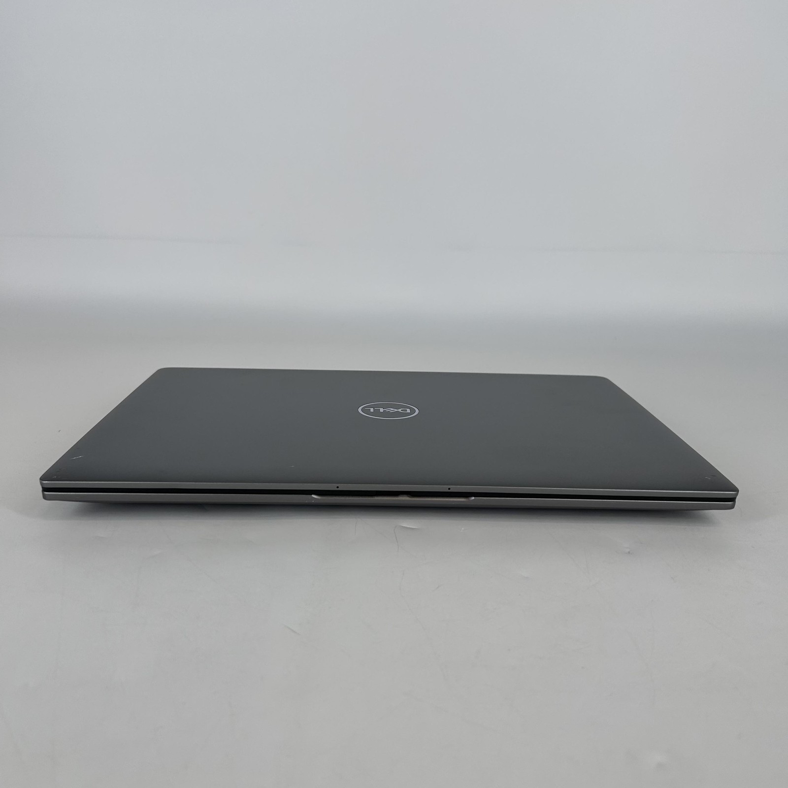Dell Latitude 7450 14 Gray FHD+ 2.1 GHz Ultra 5 135U 16GB 256GB SSD Good