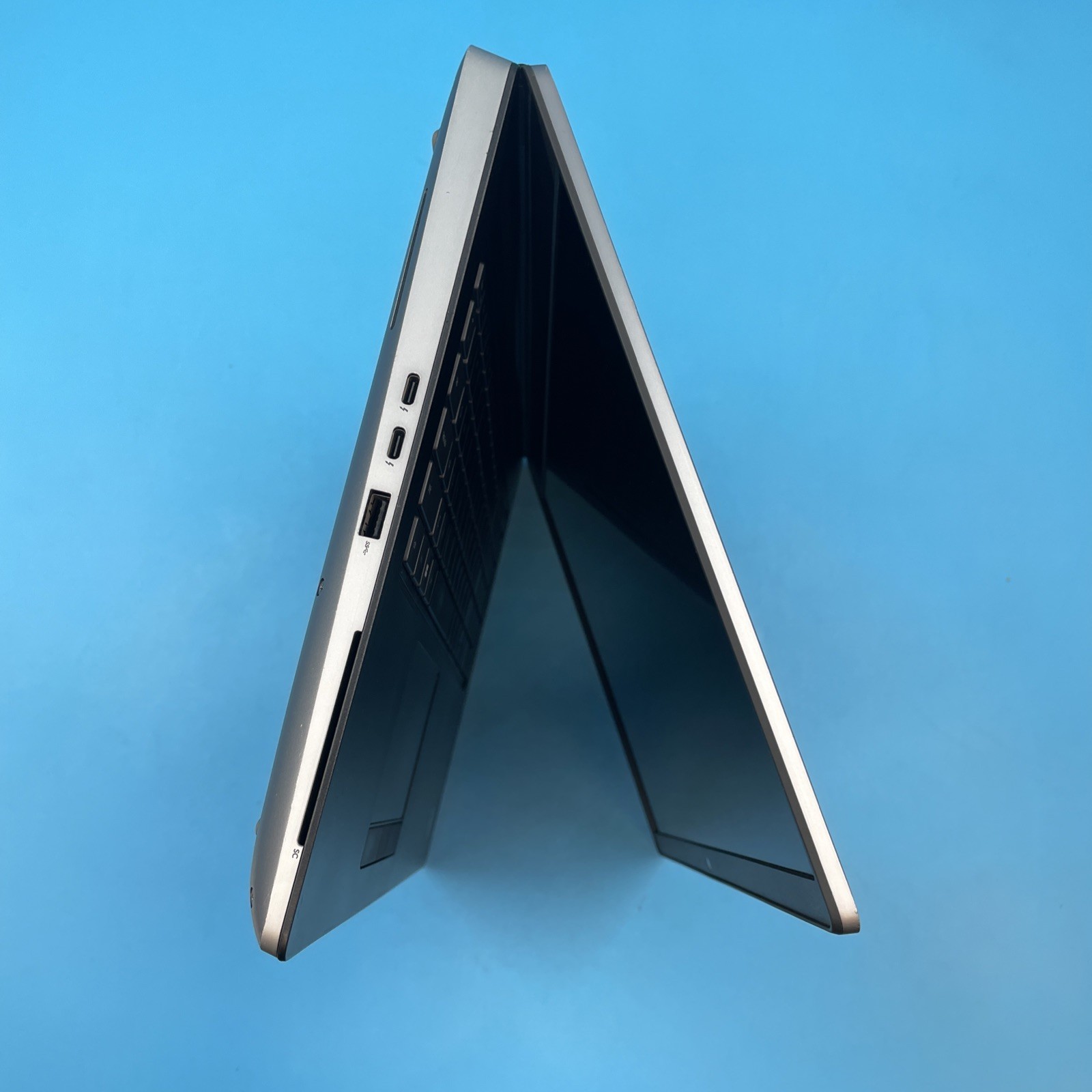 Dell Precision 7760 | i9-11950H | 64GB RAM | NO DRIVE | A4000 | NO OS | 49% BATT