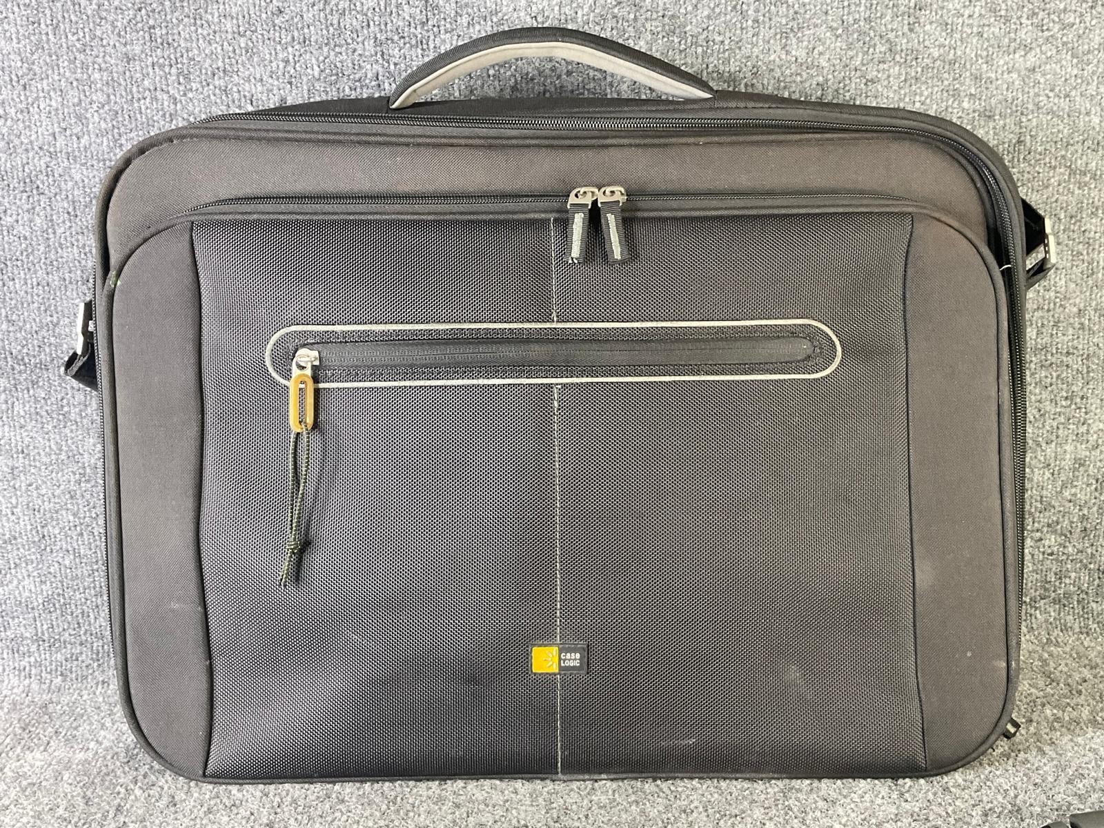 Dell Vostro 3750 17" Laptop Core i5 250GB HDD 8GB RAM Case Bag 2nd Gen