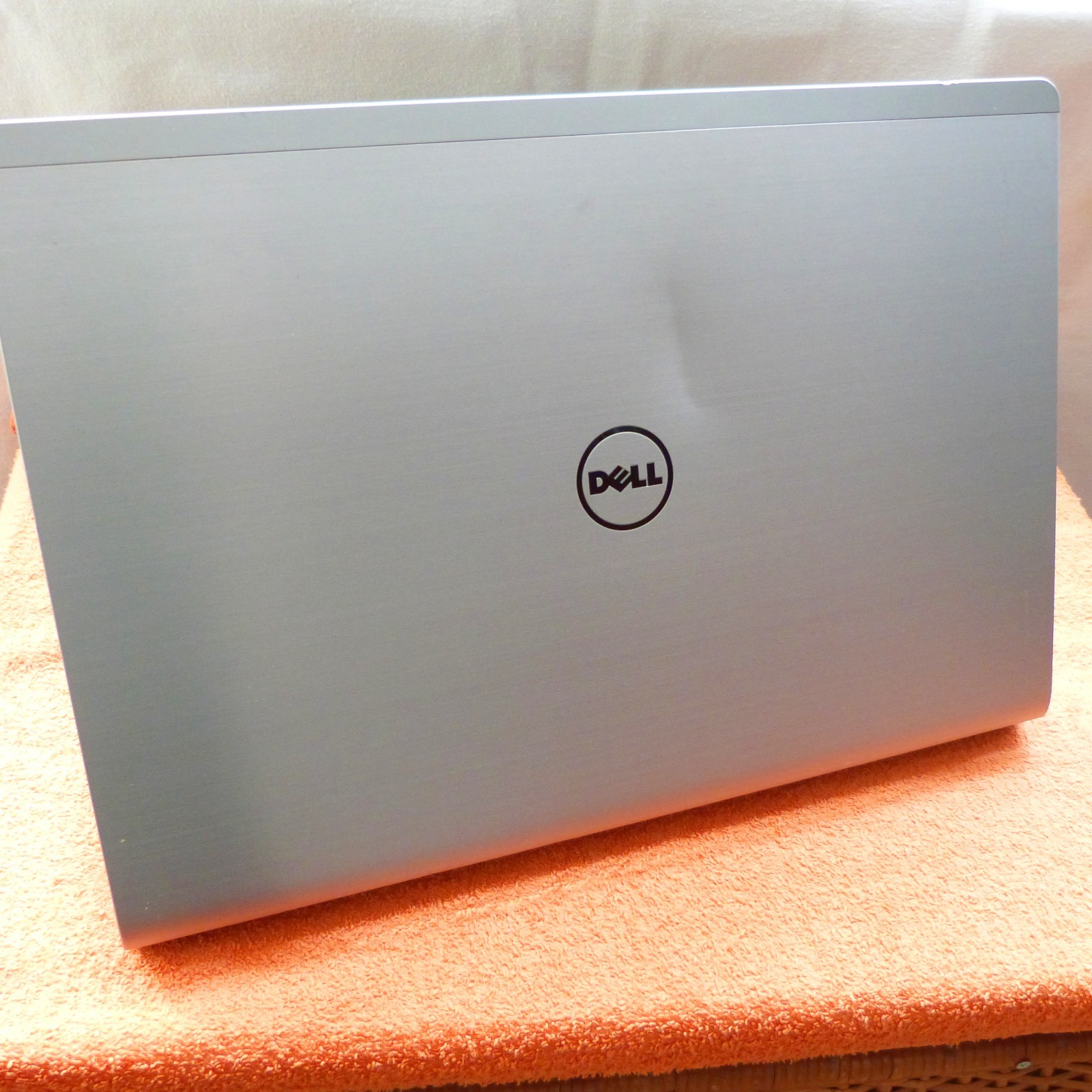 Dell 5748 METAL 17″ PREMIUM l SSD Windows 11 TURBO i7 MaxxAudio PROSound