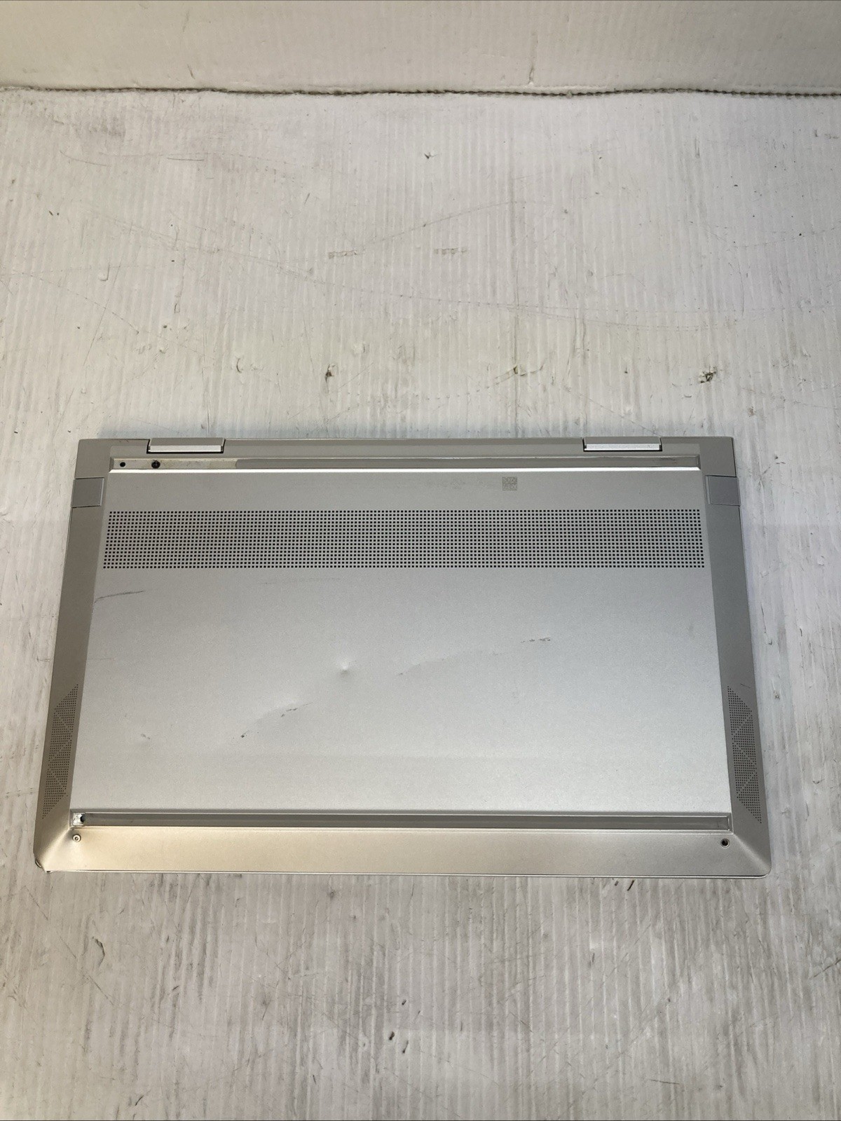 HP ENVY x360 Convertible Core i7-1195G7 2.90GHZ 8RAM NO HDD/OS Boot to BIOS