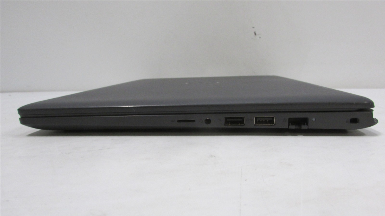 Dell Latitude 3510 i5-10210U 1.6GHz 16GB RAM 256GB NVME 15.6″ Win11 Pro COSM DMG