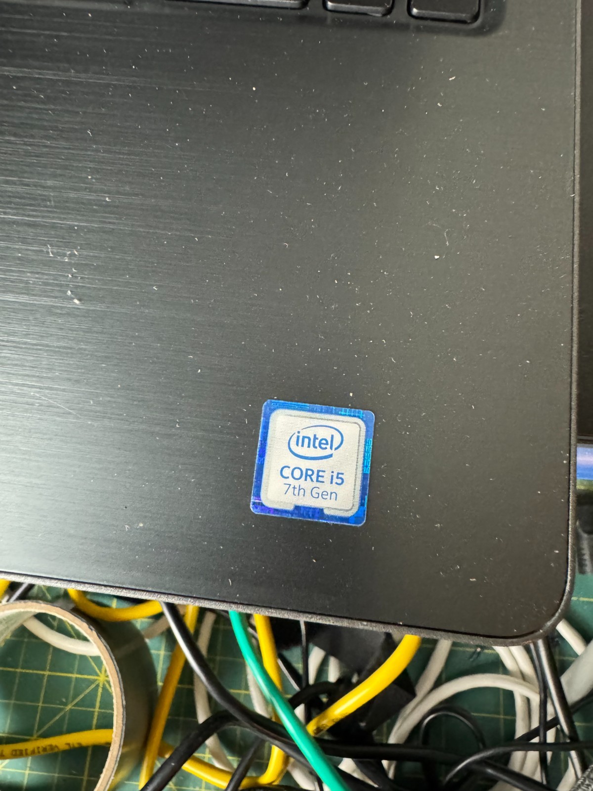 Dell Vostro P62F Intel Core i5 7th Gen Laptop for Parts/Repair #4735