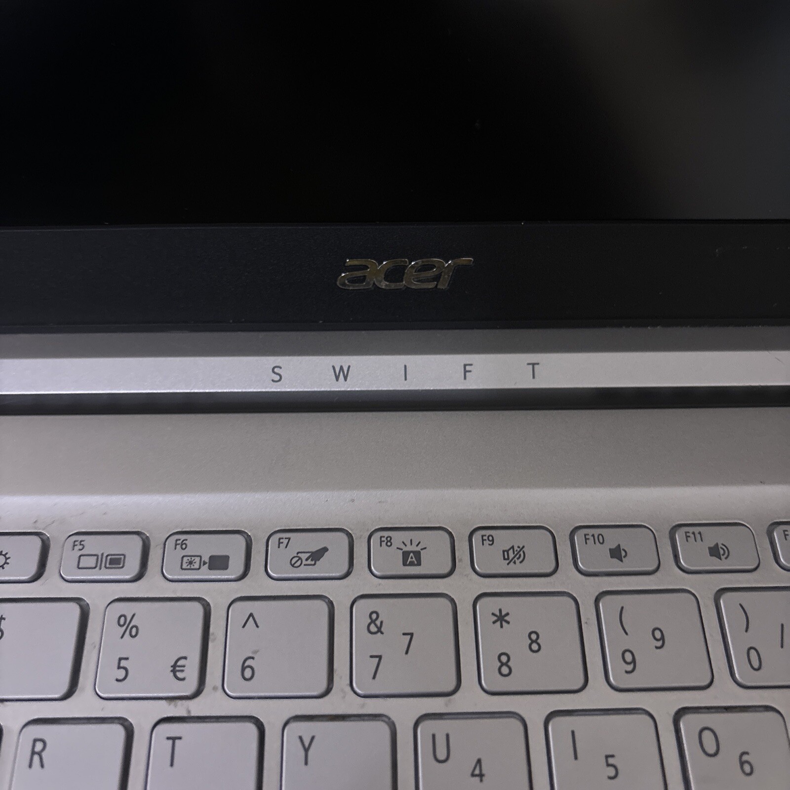 Acer Swift 3 Light Laptop, 14″” FHD IPS, AMD Ryzen 7 4700U Octa-Core…