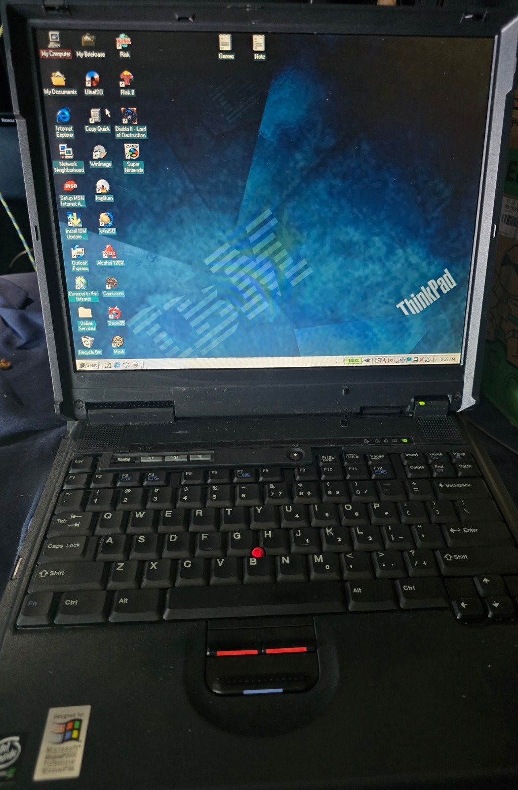 ThinkPad A22m Windows 98 w/recovery disc,Game controller,512 ram,60gb hard drive