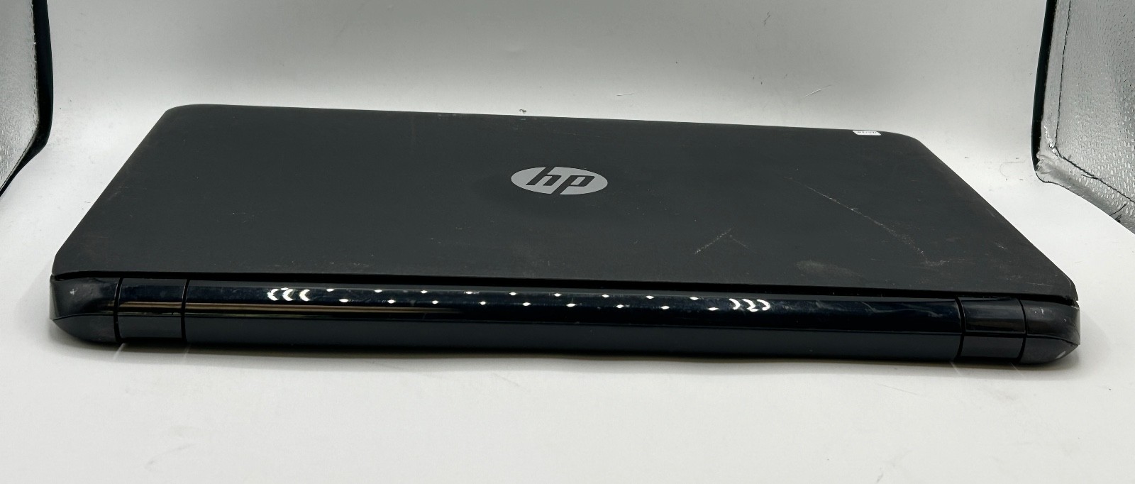 HP 15-g070nr 15.6″ AMD Athlon Gold 3150U 2.4GHz 4GB RAM No SSD HDD