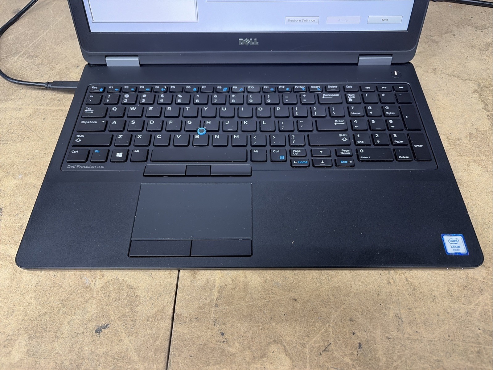 Dell Precision 3510 15.6″ FHD E3-1505M V5 8GB RAM No OS/SSD