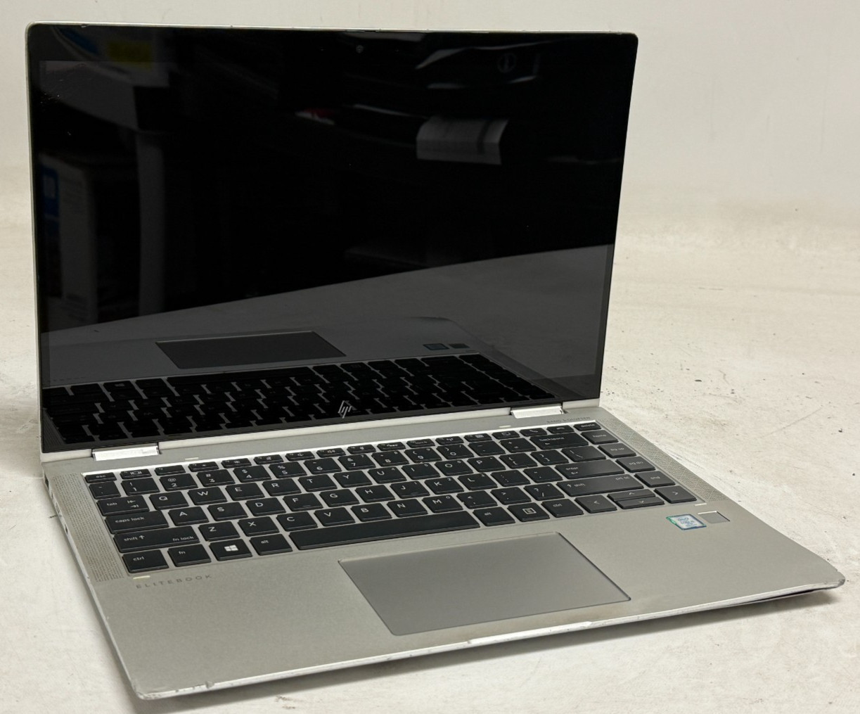 HP EliteBook x360 1040 G6 2in1 14″ (i5-8365u – 8GB RAM – 256GB SSD – Win11Home)