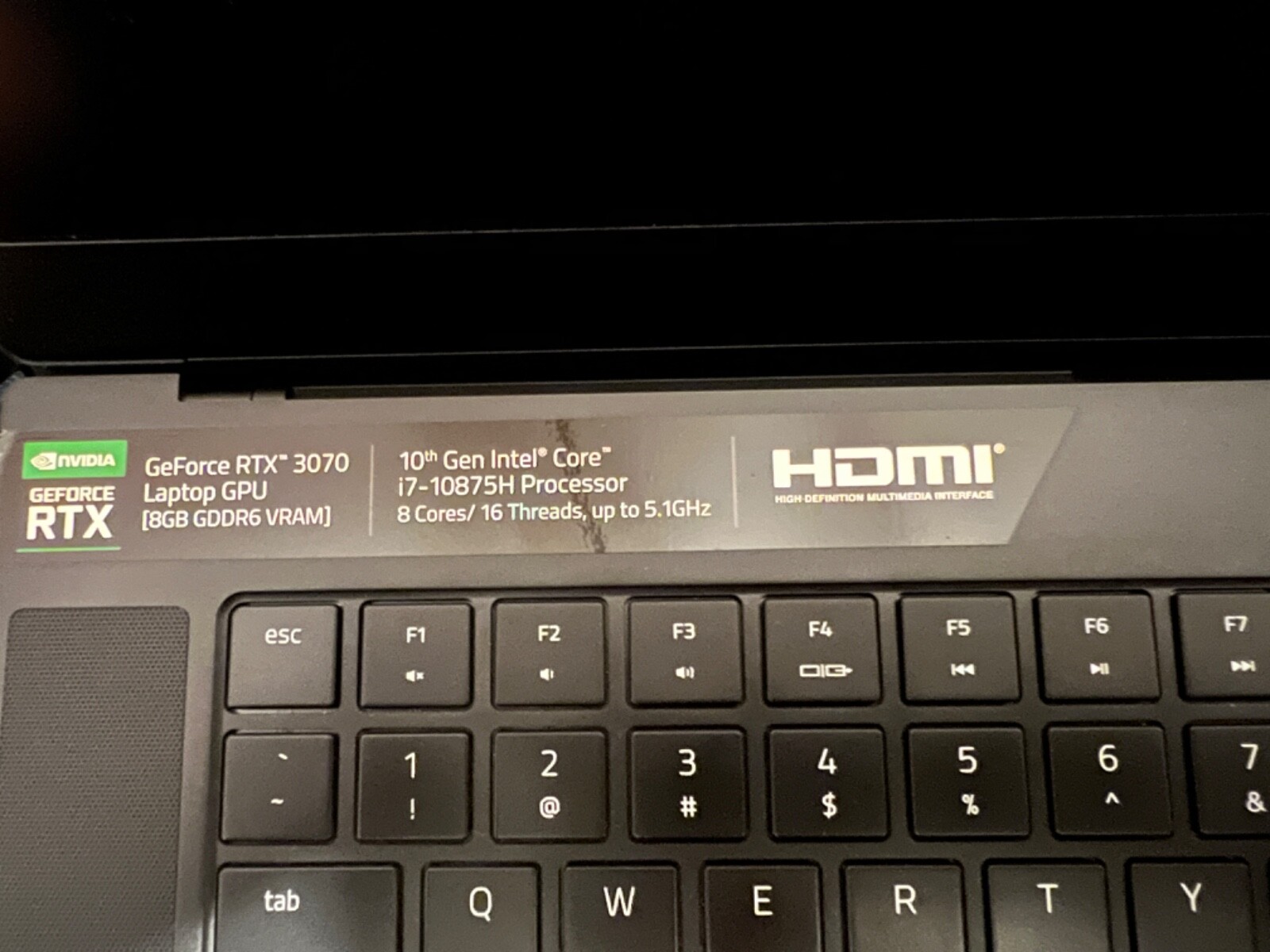 Razer Blade 15 Advanced Model Early 2021 15.6”(32GB hyperx ram+v2 chroma stand)