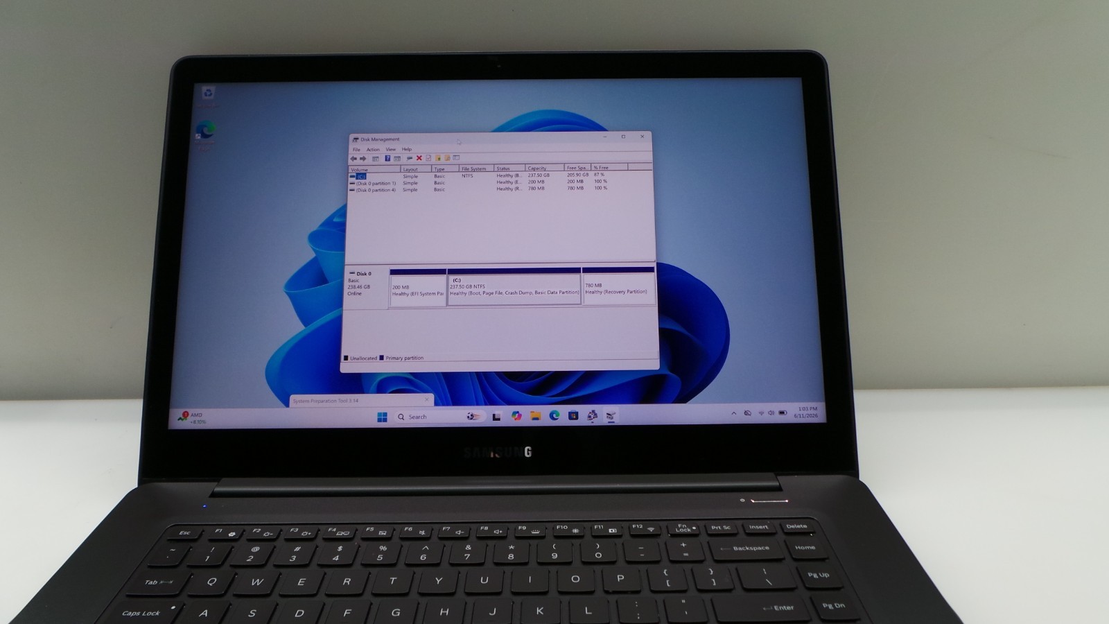 Samsung Notebook NP940Z5L | 15.6″ | i7-6700HQ | 8GB 256GB SSD | Touchscreen