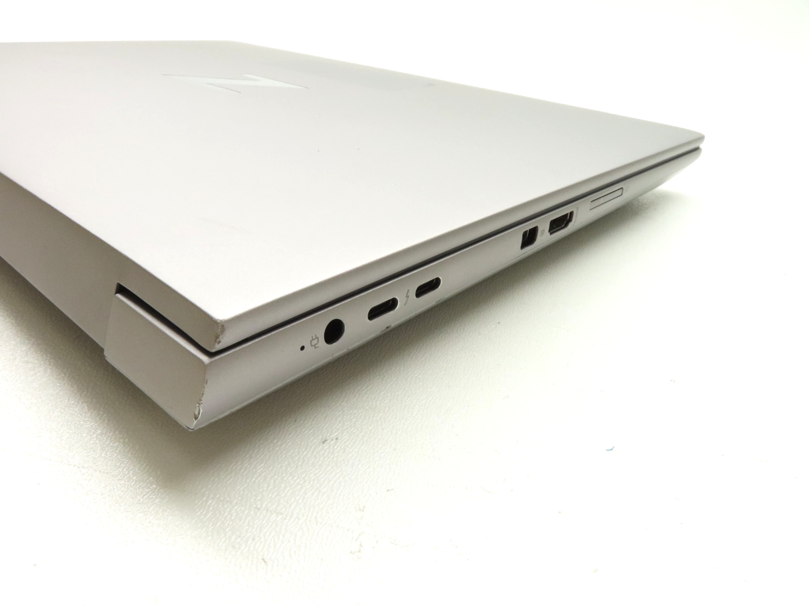 HP ZBook Fury 16 G9 16″ Intel i7-12850HX 2.1GHz 32GB RAM 512GB SSD RTX A1000