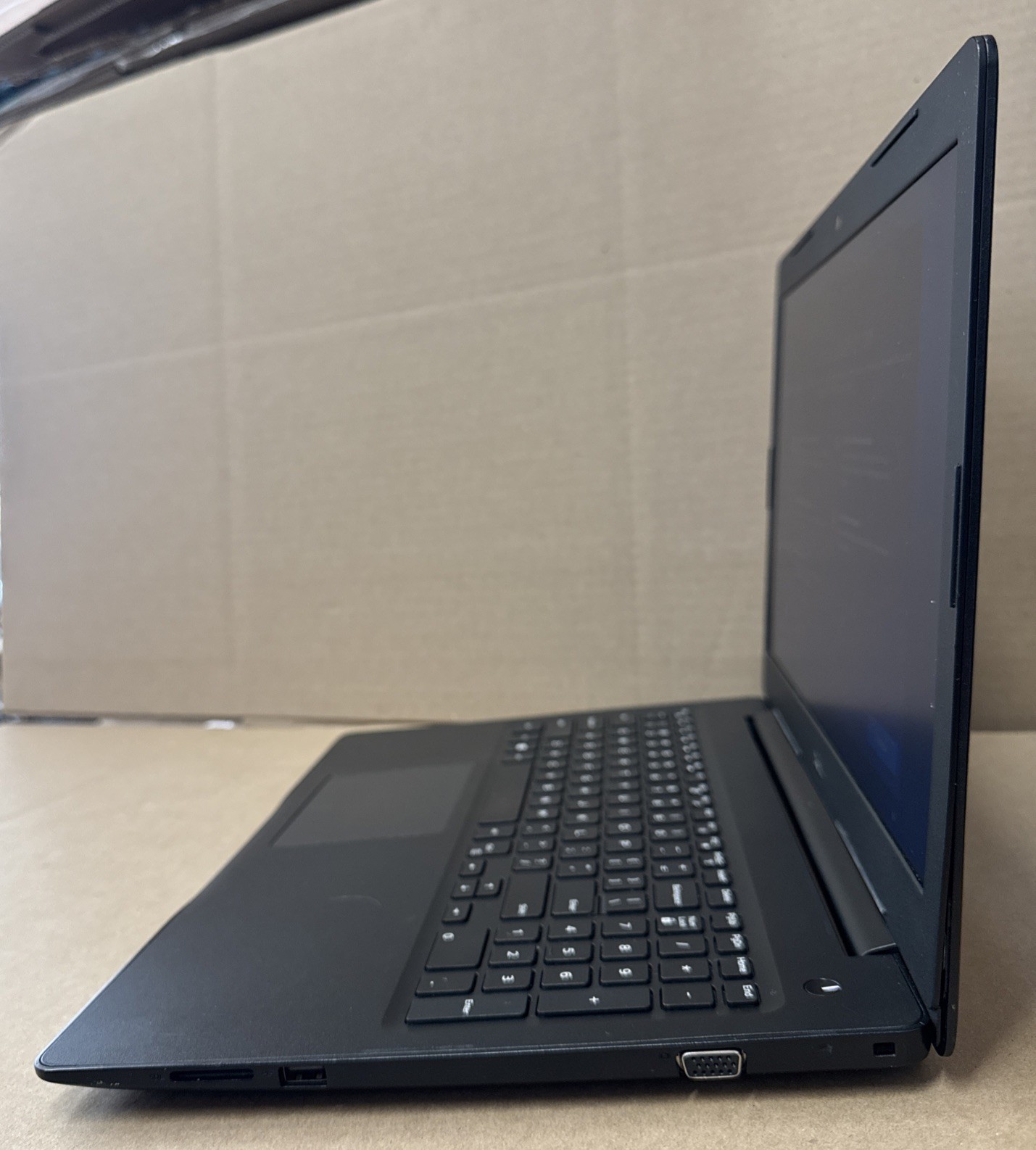 Dell Latitude 3590 i5 8th Gen, 8GB Ram, 500GB HDD, W10P