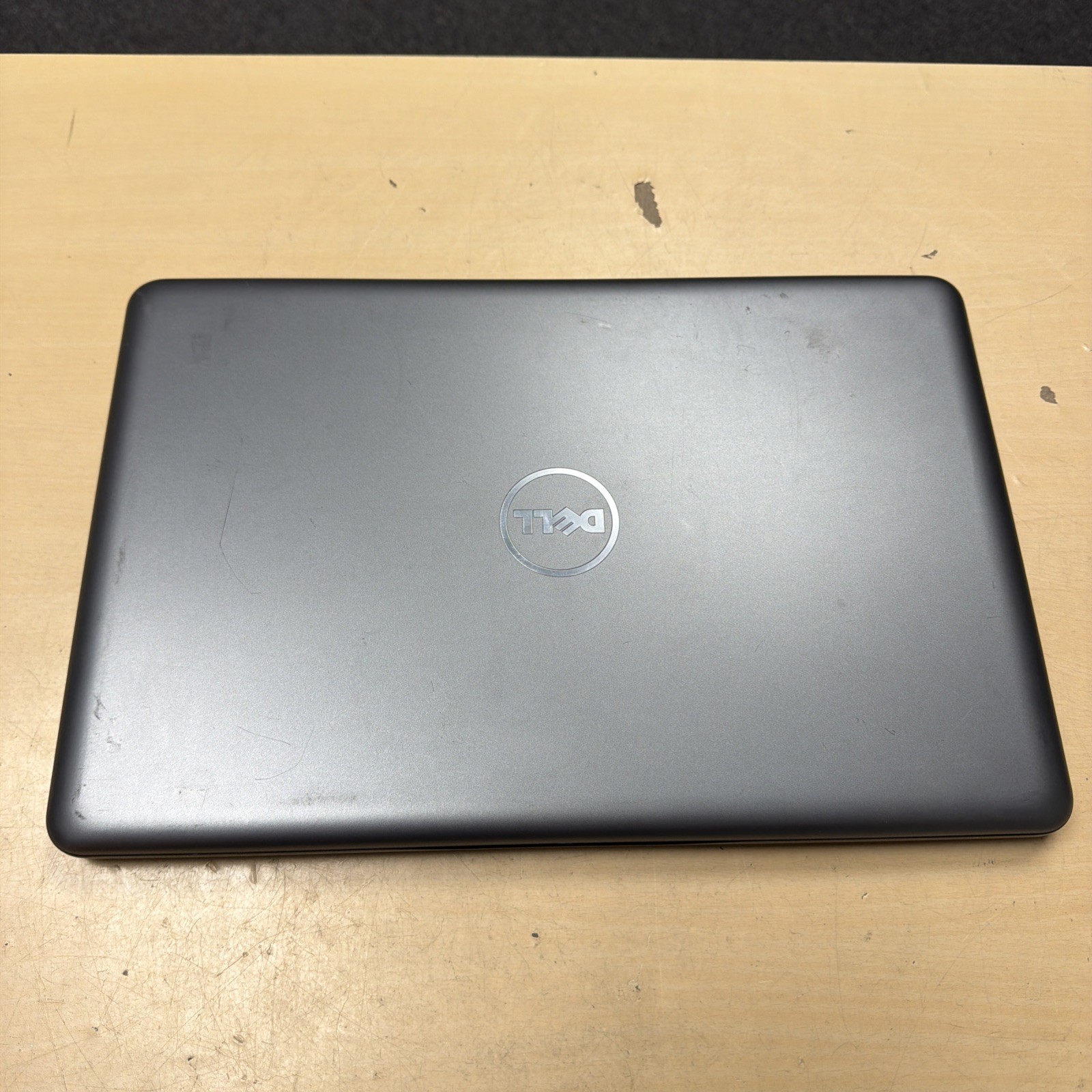 *PARTS/NO BOOT Dell Inspiron 15 5567 Laptop core i7-7500U NO RAM/HD/OS