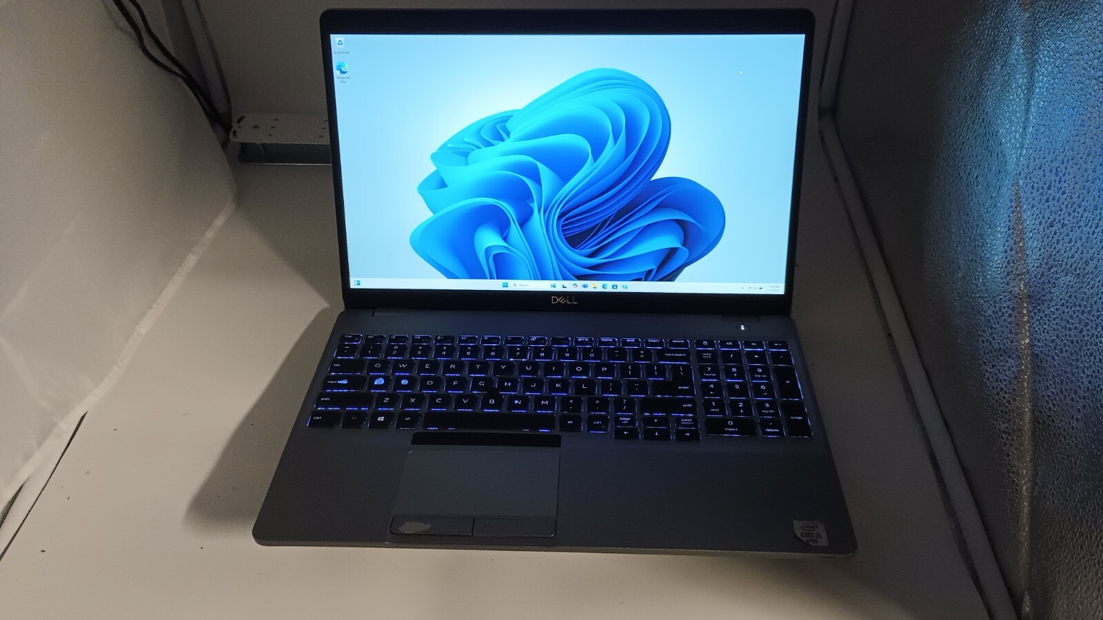 Latitude 5511 (3213) w/charger.i5-10400H.16GB.256GB NVMe.15.6″FHD. W11 Pro
