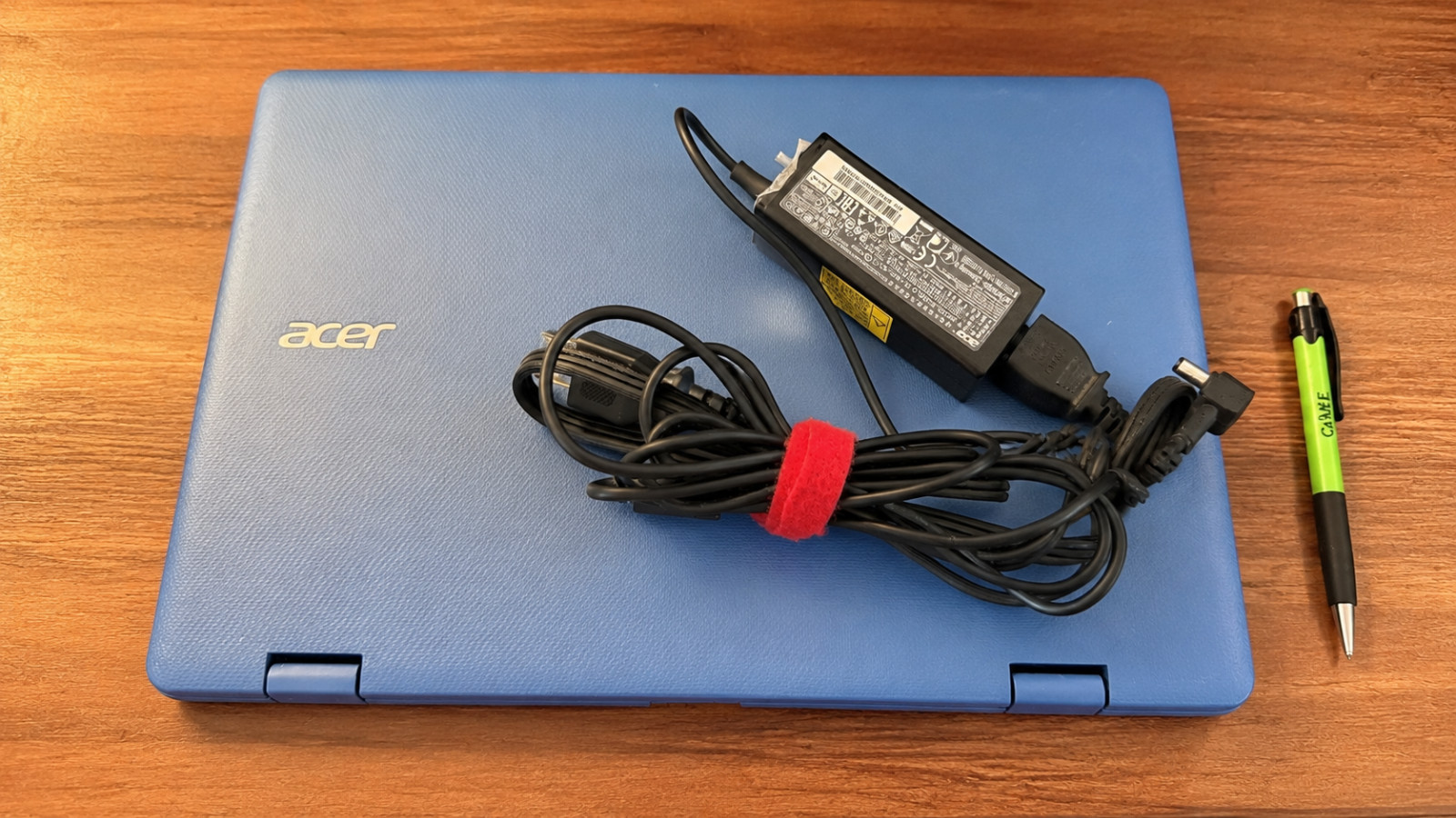 Acer Aspire R3-131T | 11.6″ Touchscreen 2-in-1 Laptop | Intel Celeron | 2GB RAM